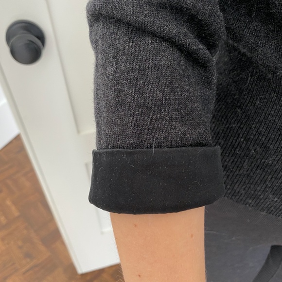 Burberry Sweater - Picture 3 of 5